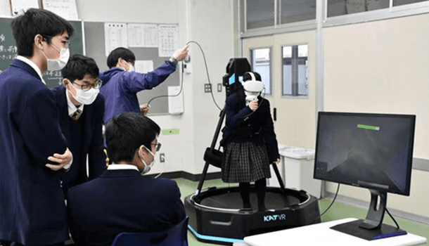 Japanese School adopts a VR Treadmill for Fire Evacuation Drills.